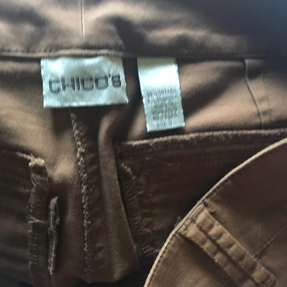 🛍 Chicos Dark Tan Capris - Picture 3 of 5